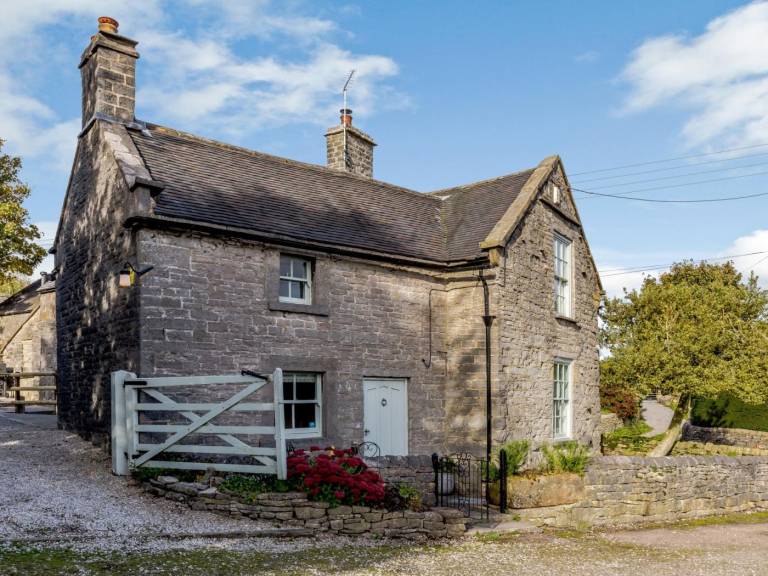 Cottage with garden in Stafford