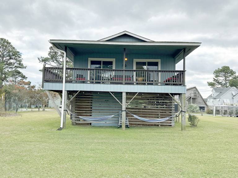 Vacation home with barbecue | Pet-friendly in Outer Banks, NC