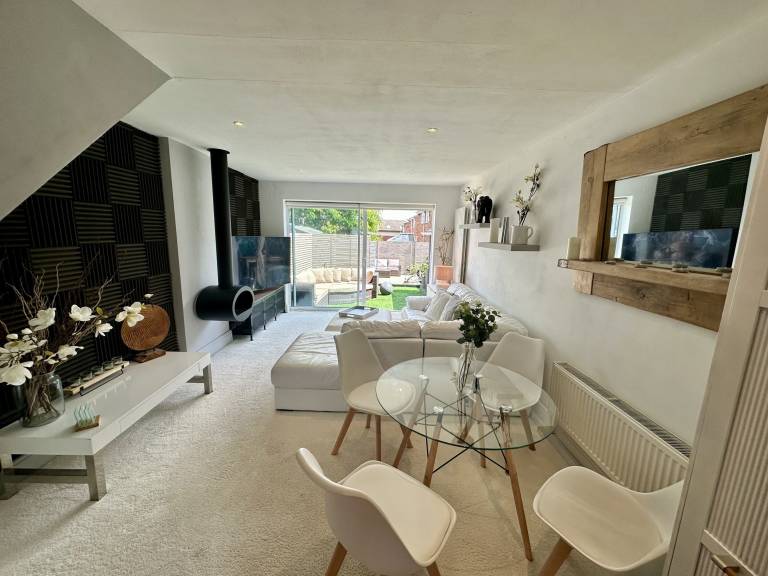 House Royal Leamington Spa