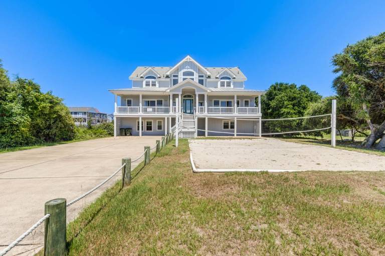 Absolute Paradise 1100 ft from the beach Private Pool, Hot Tub, Dog Friendly Corolla — photo 3