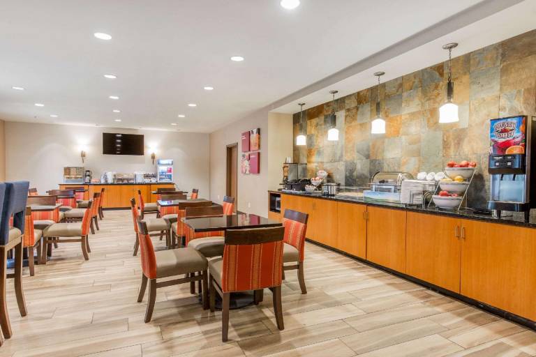 Comfort Suites Fairview Heights - St Louis — photo 3