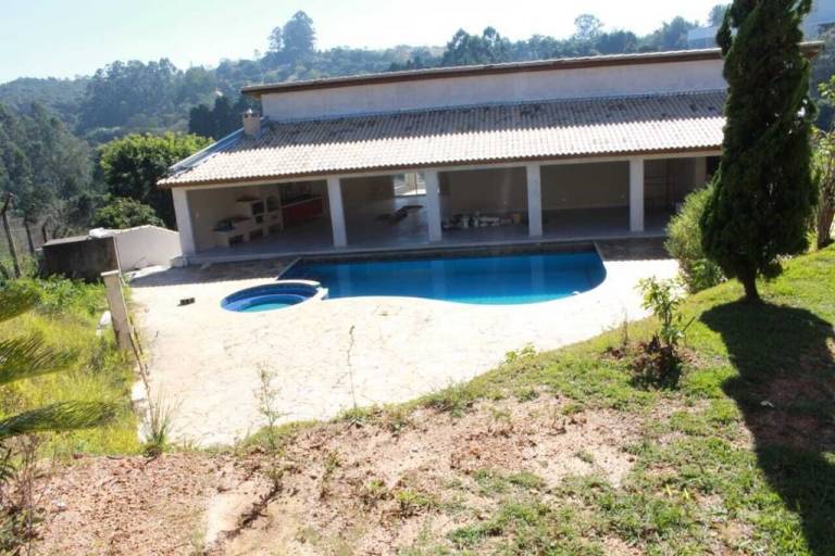 Casa  Araçariguama