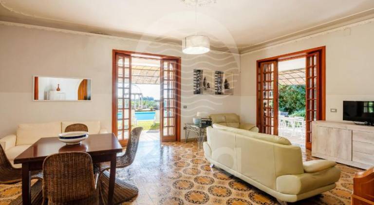 Big villa with pool | Pets allowed — photo 2