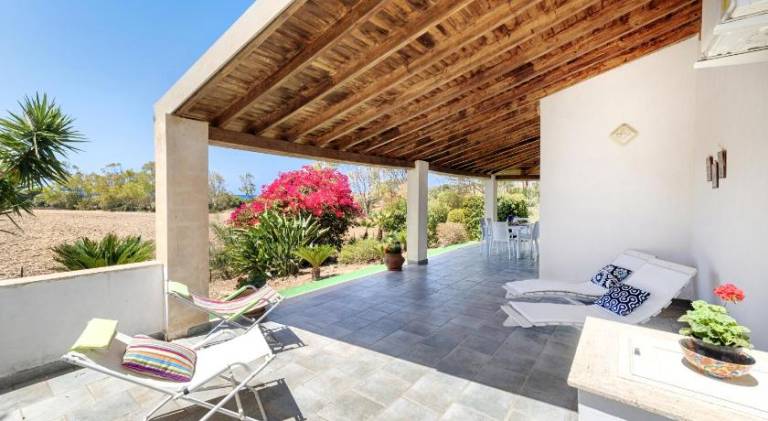 House with terrace, garden & grill — photo 3