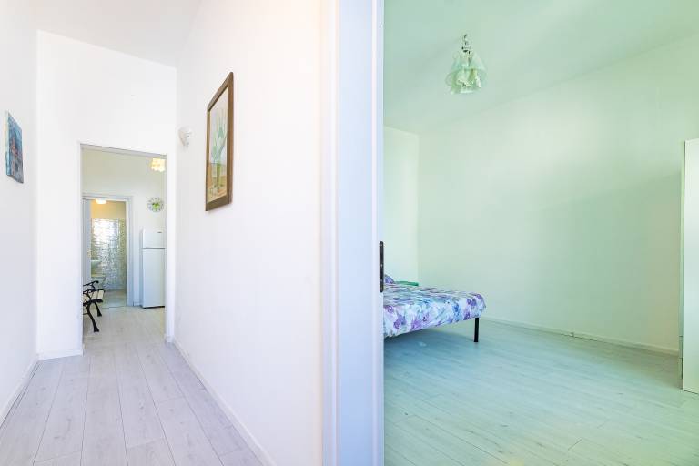 Apartment with patio & garden | Beach view | Pets allowed — photo 3