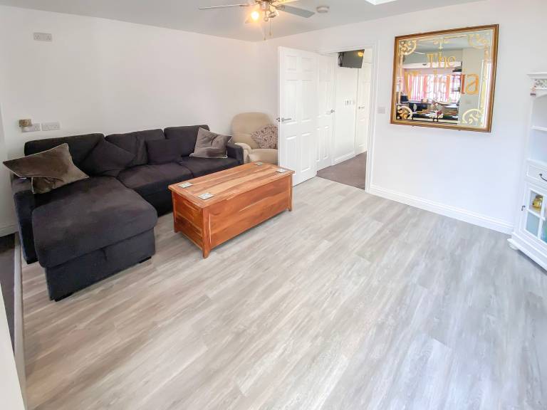 Cottage | River view — photo 3