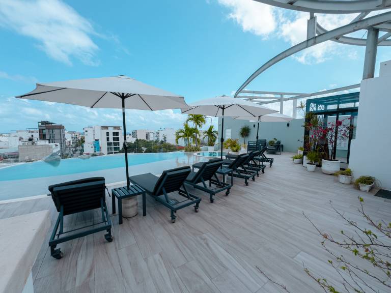 Rental apartment with pool & terrace — photo 3