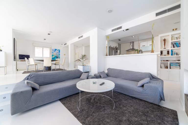 Villa 'Lux' with Sea Views, Wi-Fi and Air Conditioning — photo 4