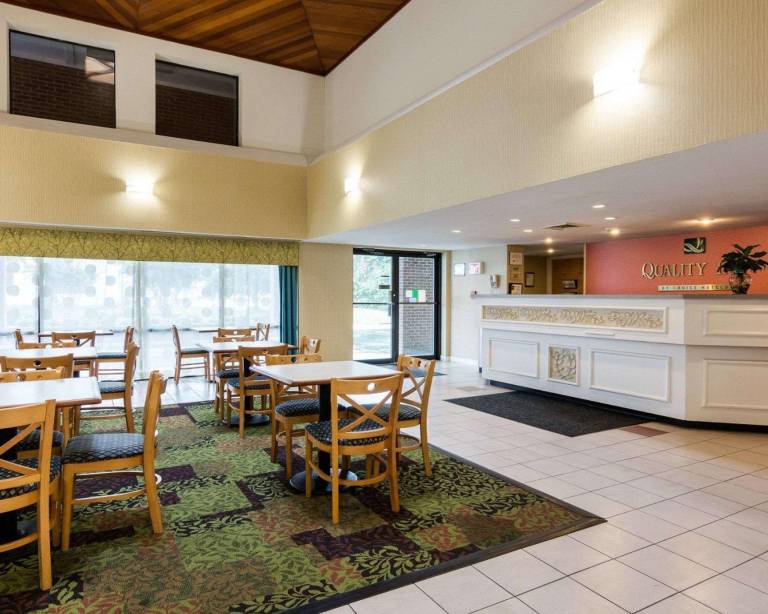 Rodeway Inn At Fort Lee — photo 4
