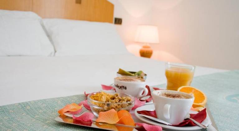 Grand Hotel Mediterraneo — photo 4