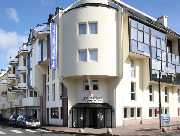 Best Western Les Bains de Perros-Guirec Hotel et Spa in Perros-Guirec