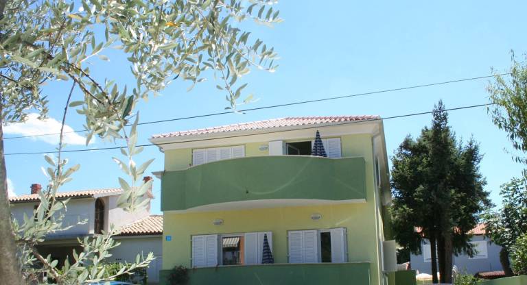 Apartment with garden, pool & barbecue | Pets allowed — photo 2