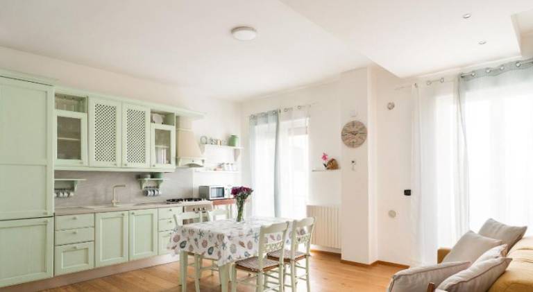 Holiday apartment with 2 rooms for 6 persons in Polignano a Mare