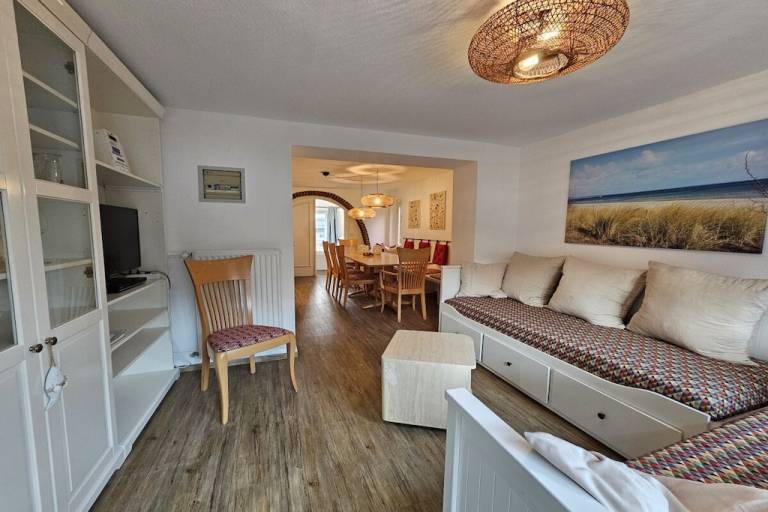 Fully equipped beautiful house with yard, BBQ & patio | Next to the beach | Pets allowed in Timmendorfer Strand