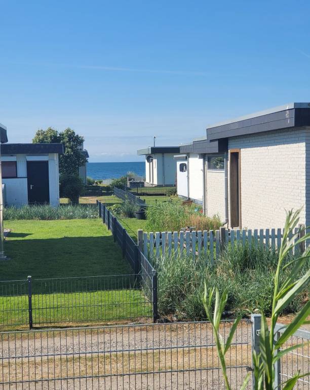 Strandnaher Rückzugsort mit Terrasse & Meerblick - Hund willkommen in Fehmarn