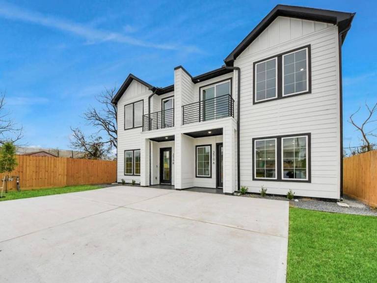 Modern 3BR Near UH Downtown & Stadiums
