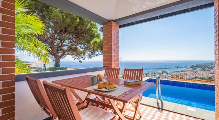 Fully equipped house with garden, private pool & barbecue | Next to Madeira Botanical Garden | Pet-friendly — photo 4