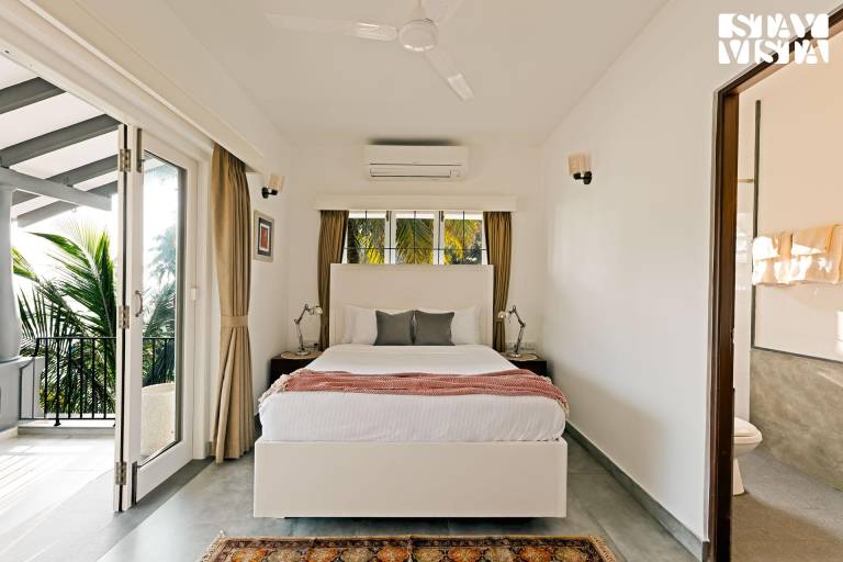 Charming villa with private pool & garden | Close to the beach | Pets are welcome — photo 2