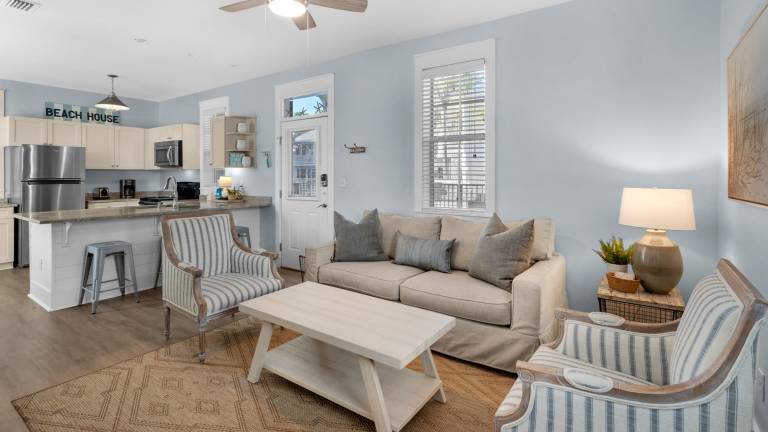 Dog Friendly, Close to Beach, Overlooks Pool/Spa Free Attraction Tickets! in Seaside, FL
