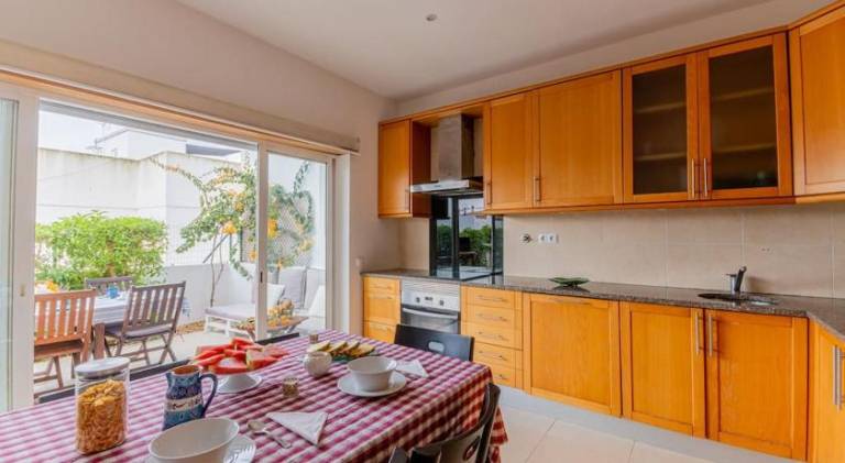 Villa with yard, terrace & private pool | Suitable for remote work — photo 3