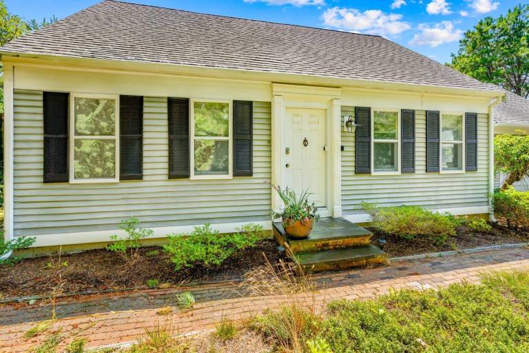 House  Eastham