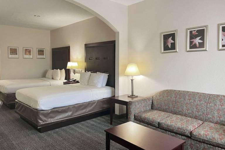 Quality Inn & Suites