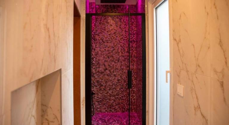 Holiday apartment with 2 rooms for 6 persons — photo 4