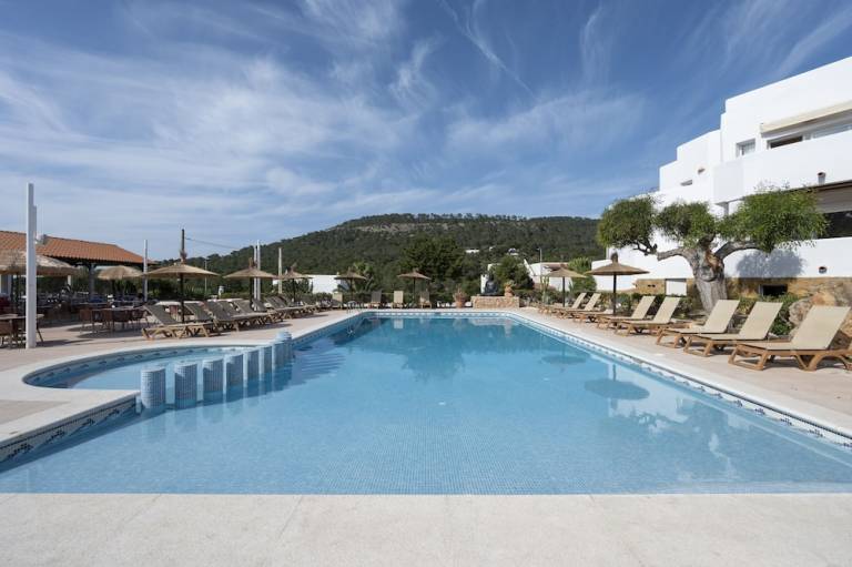 Aparthotel  Cala Tarida