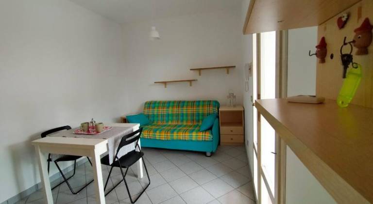 Rental apartment with 2 rooms for 5 persons — photo 2