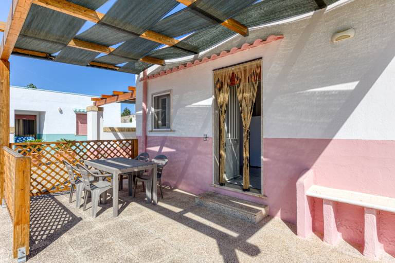Apartment 'Villino Scapucci' with Sea View, Private Terrace and Air Conditioning — photo 2