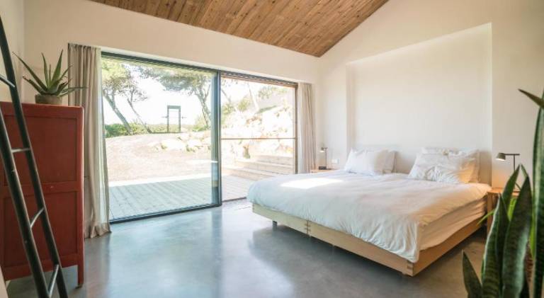 Vacation home with jacuzzi, BBQ & private pool | Next to the beach | Perfect for remote work | Pets allowed — photo 2