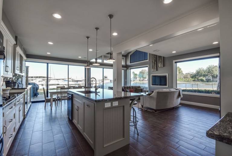 House Lake Conroe