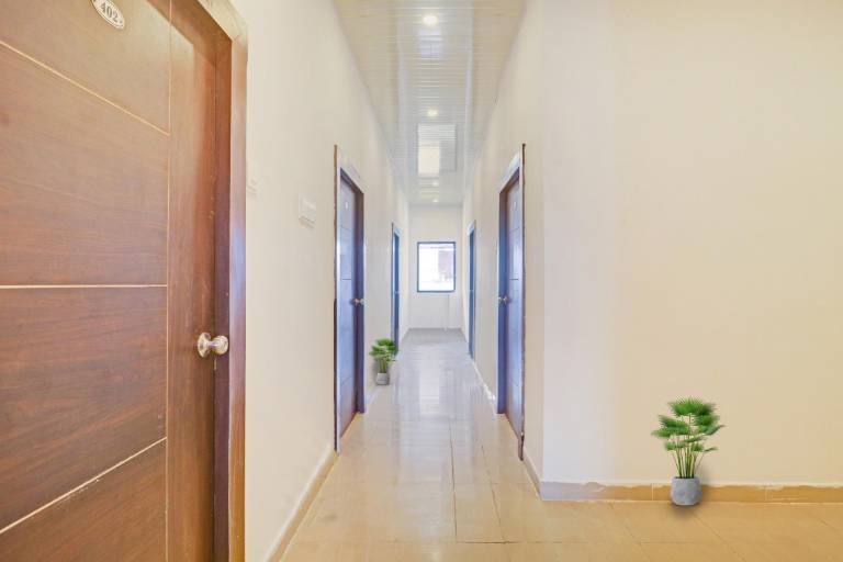 Hotel O R Square Near LB Nagar Metro Station