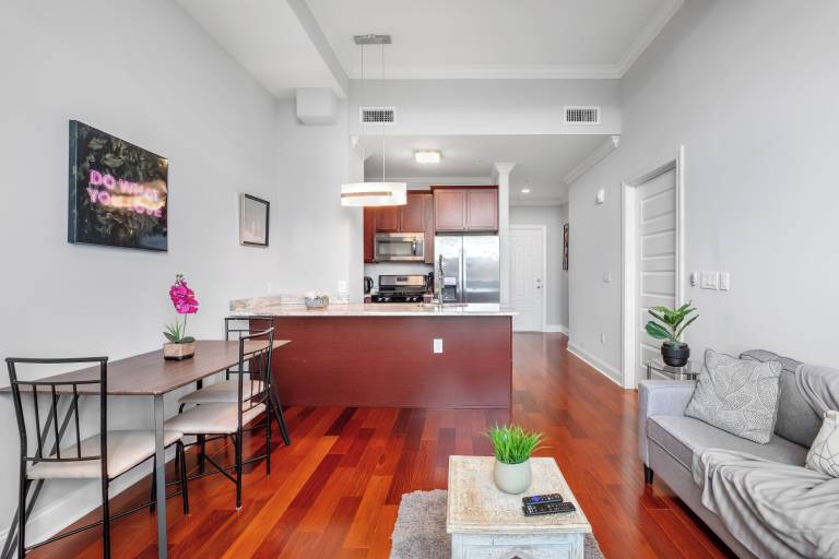 Apartment  Fairhill