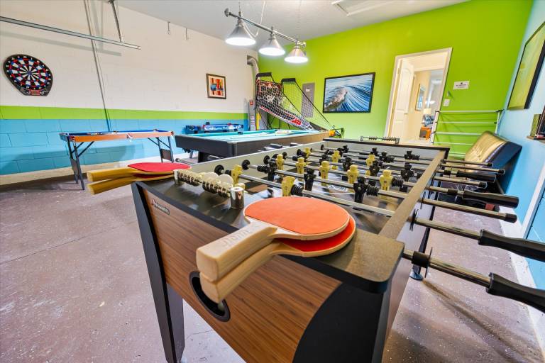 Villa with private pool & jacuzzi — photo 2