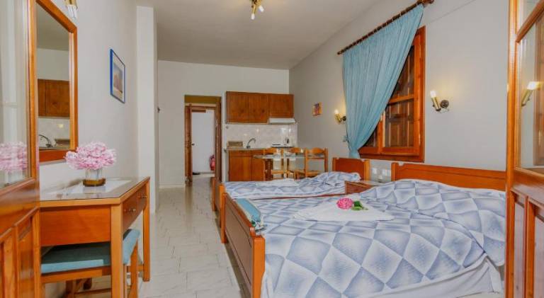 Beautiful apartment with pool, barbeque & terrace | Beach nearby | Pets allowed — photo 2