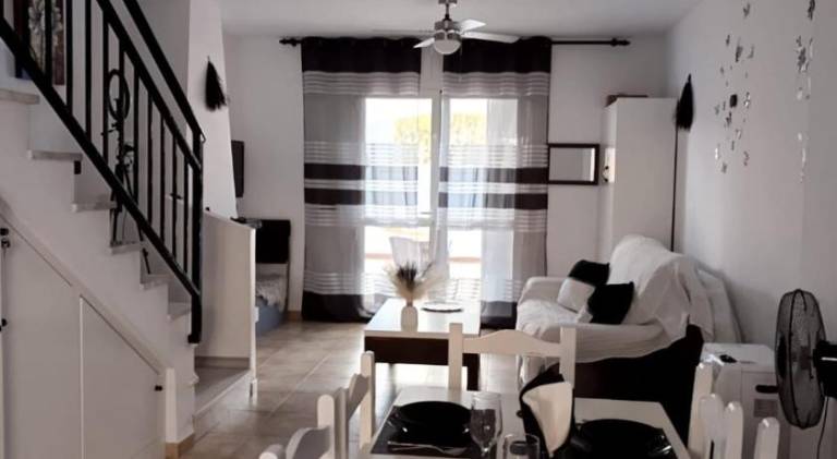 Pleasant rental apartment with pool | Next to the beach | Dogs allowed — photo 2