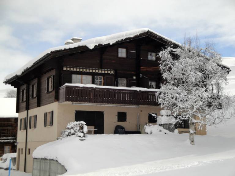 Ferienwohnung Obersaxen Meierhof