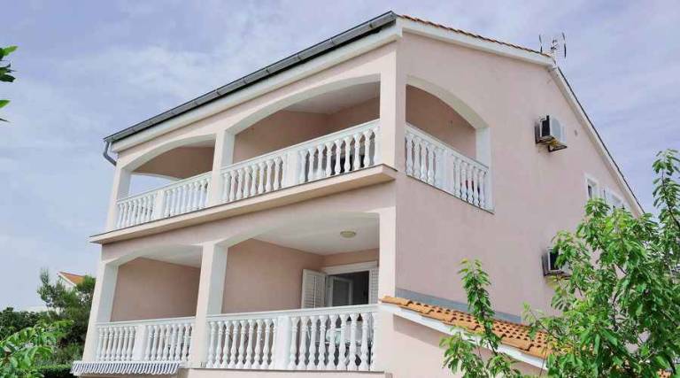 Holiday apartment 300 m to the Adriatic Sea — photo 4