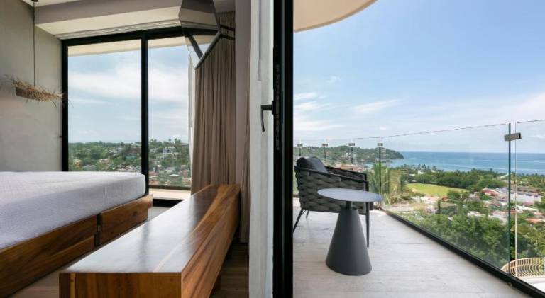 Serviced apartment with terrace & pool — photo 2