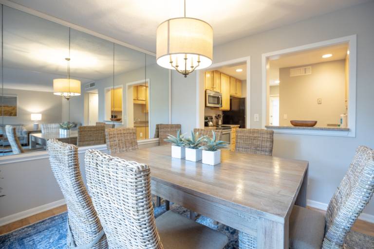 2233 Heritage: Walk to the RBC Heritage from this Pet Friendly Villa. — photo 5