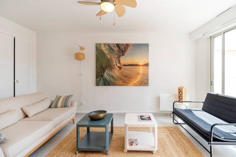 Family-oriented nice holiday apartment with fast internet & terrace | Sea view | Next to the beach | Perfect for remote work | Pets are welcome — photo 2