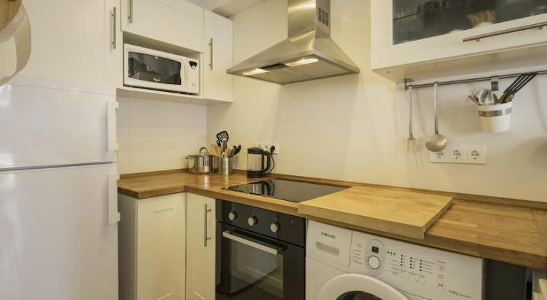 Rental apartment with terrace — photo 3