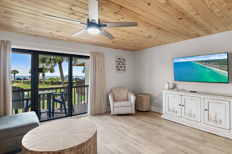 Blue Surf 22 in Miramar Beach, FL