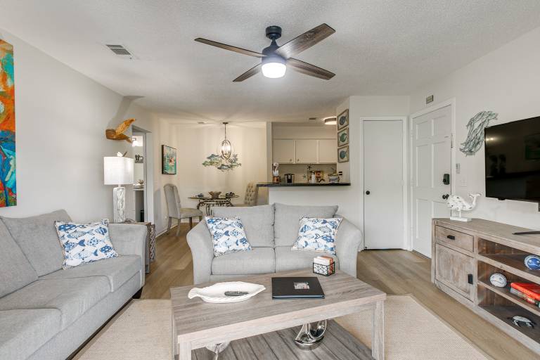 Condo w/ Amazing Amenities: 1 Mi to Beach! — photo 5