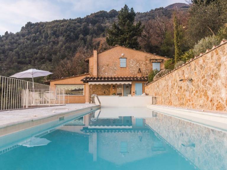 Wonderful house with yard, terrace & private pool | Pets are welcome — photo 4