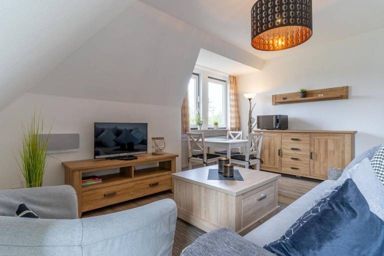 Geschmackvolle und moderne 2- Zimmerwohnung mit Balkon für 2 Personen — photo 2