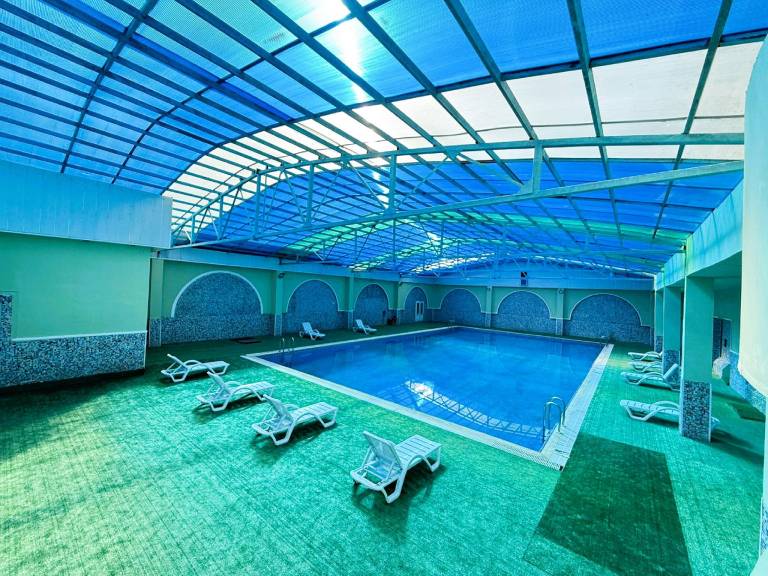 Amazon Hotel – Free Massage — photo 5