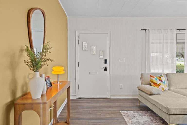 Vacation home | Lake view — photo 4