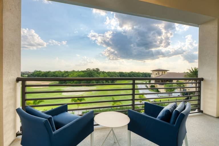 House with private pool & jacuzzi — photo 2